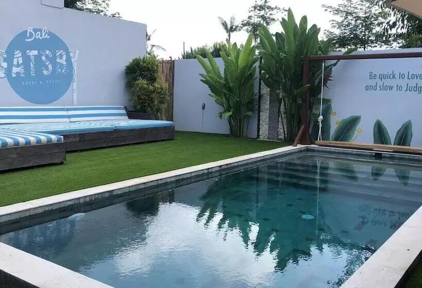 Gatsby Hotel Hostel