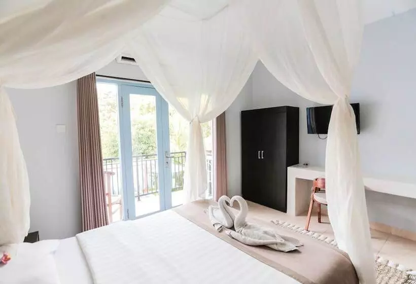 Gatsby Hotel Hostel