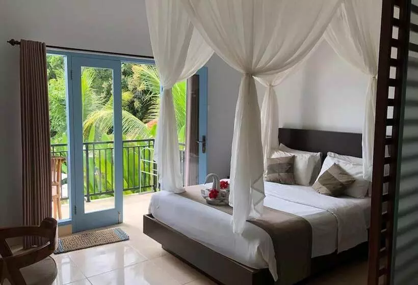 Gatsby Hotel Hostel
