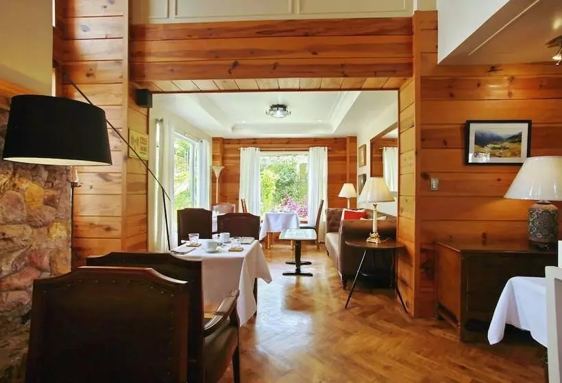 Guest Haven House Bed & Breakfast