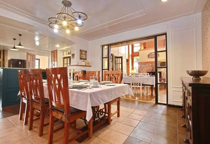 Guest Haven House Bed & Breakfast