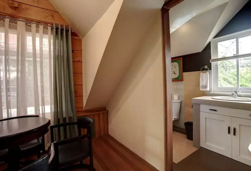 Guest Haven House Bed & Breakfast