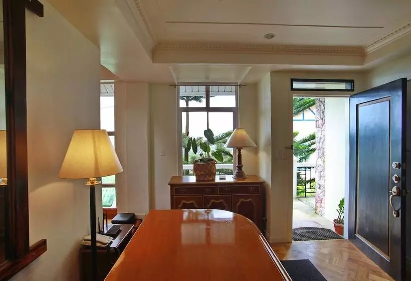 Guest Haven House Bed & Breakfast