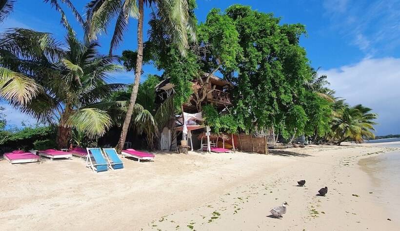 هتل Ravoraha Ecolodge