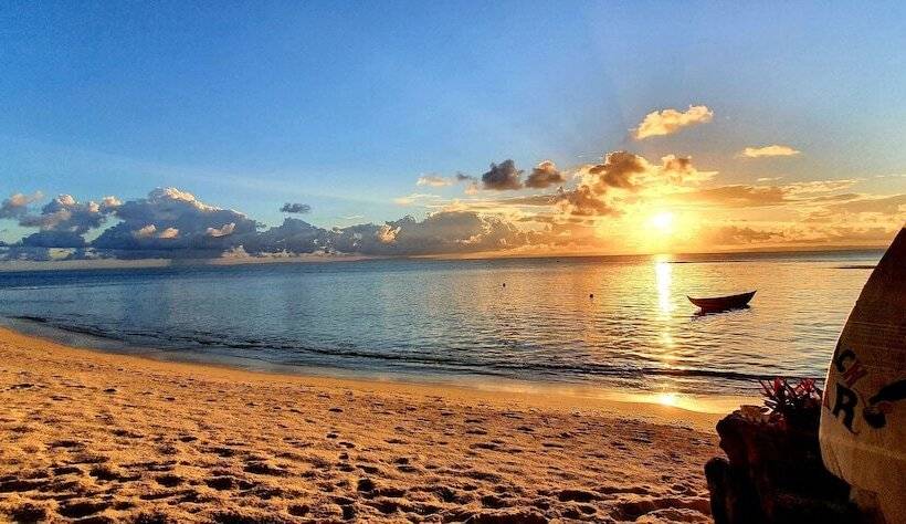 هتل Ravoraha Ecolodge