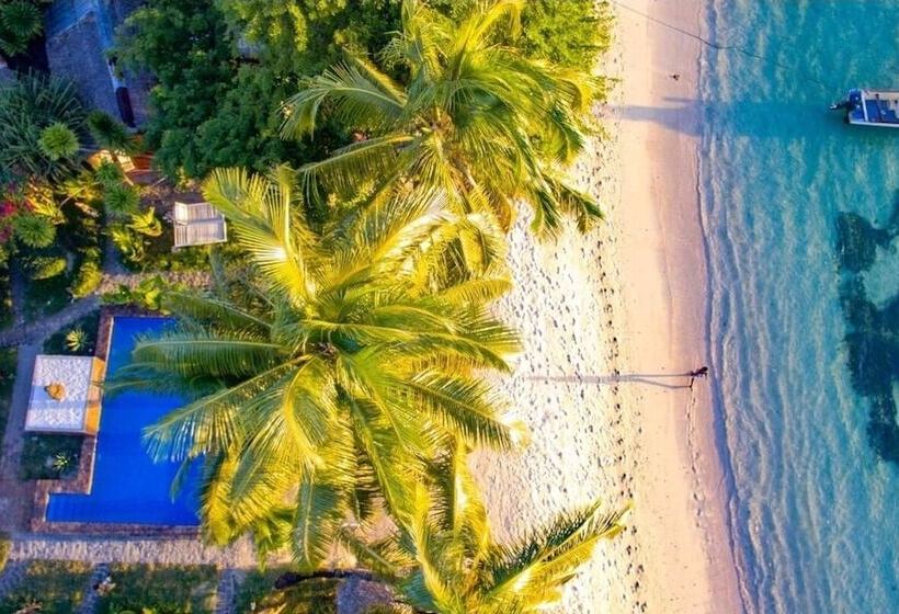 هتل Ravoraha Ecolodge