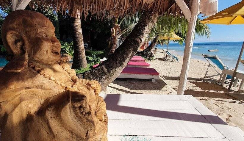 هتل Ravoraha Ecolodge