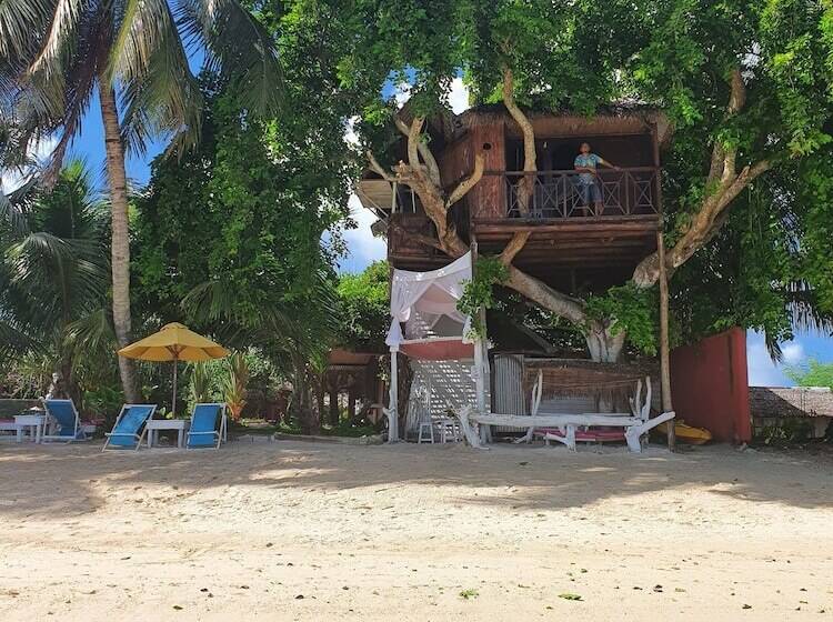 هتل Ravoraha Ecolodge