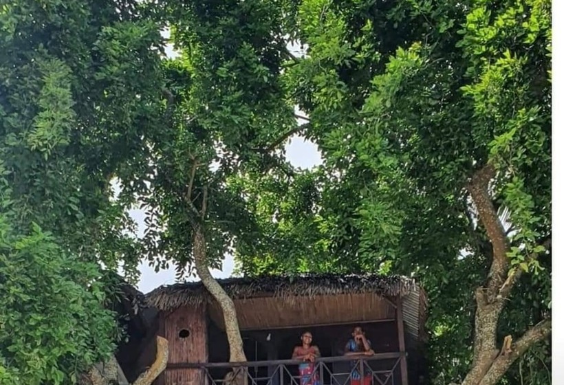 هتل Ravoraha Ecolodge