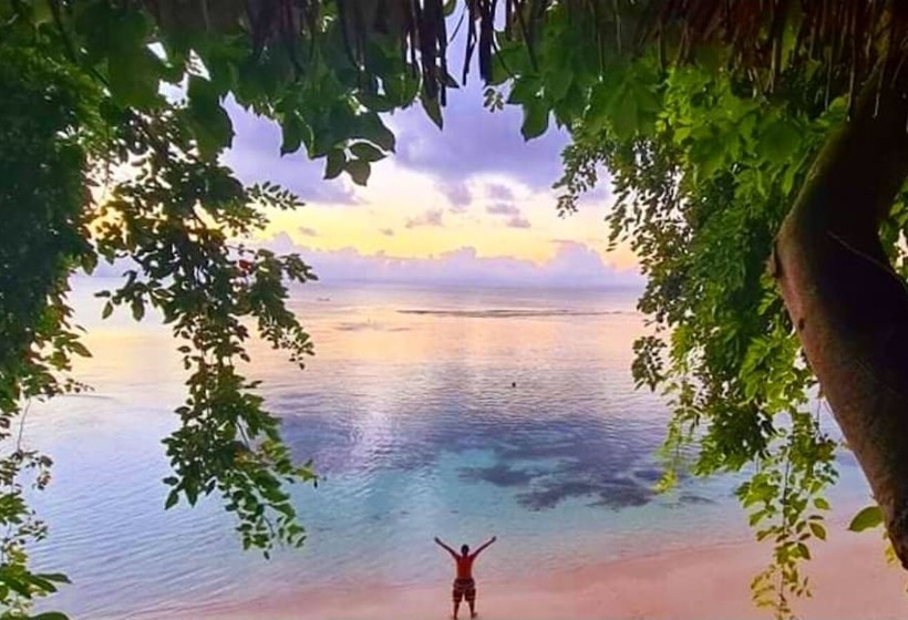 هتل Ravoraha Ecolodge