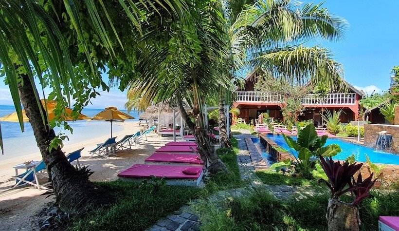 هتل Ravoraha Ecolodge