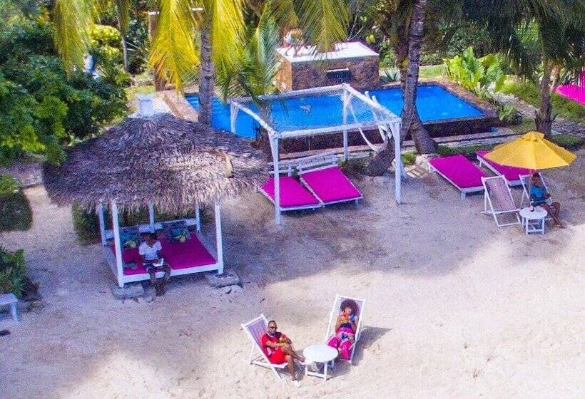 هتل Ravoraha Ecolodge