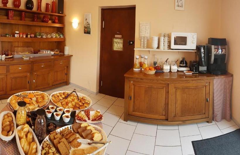 호텔 Hôtel Les Gabarres