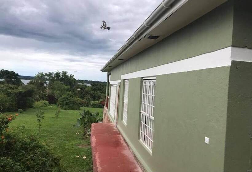 هتل The Pines At Katosi