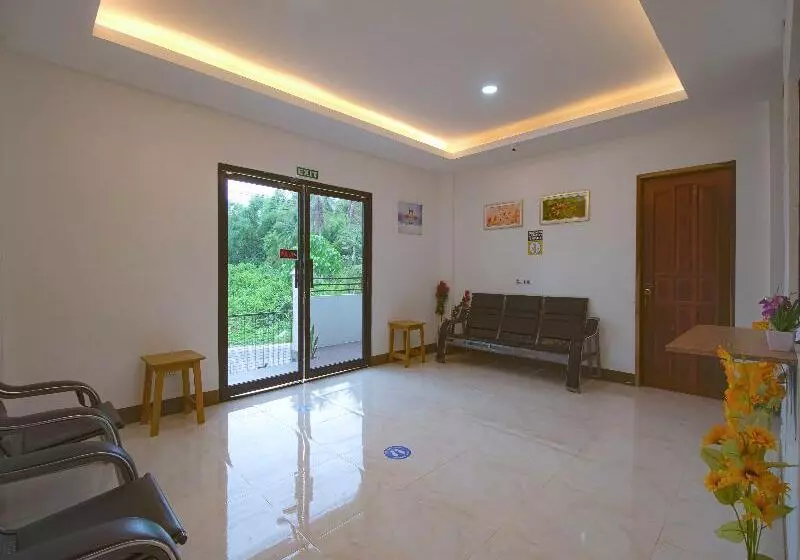Junie Pension House