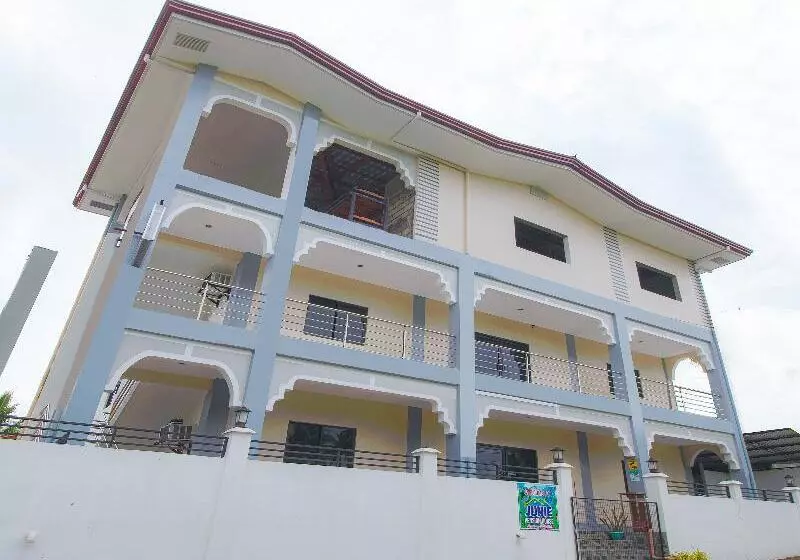 Junie Pension House
