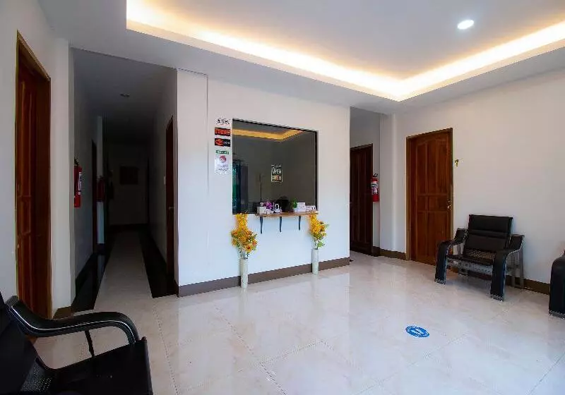 Junie Pension House