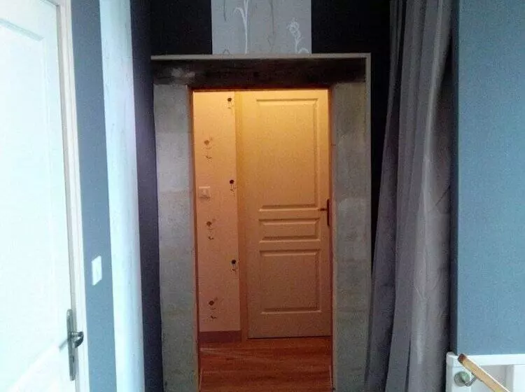 ベッドアンドブレックファースト Chambres D Hôtes    Le Clos De Gémozac