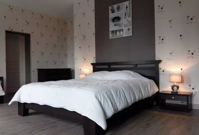 ベッドアンドブレックファースト Chambres D Hôtes    Le Clos De Gémozac