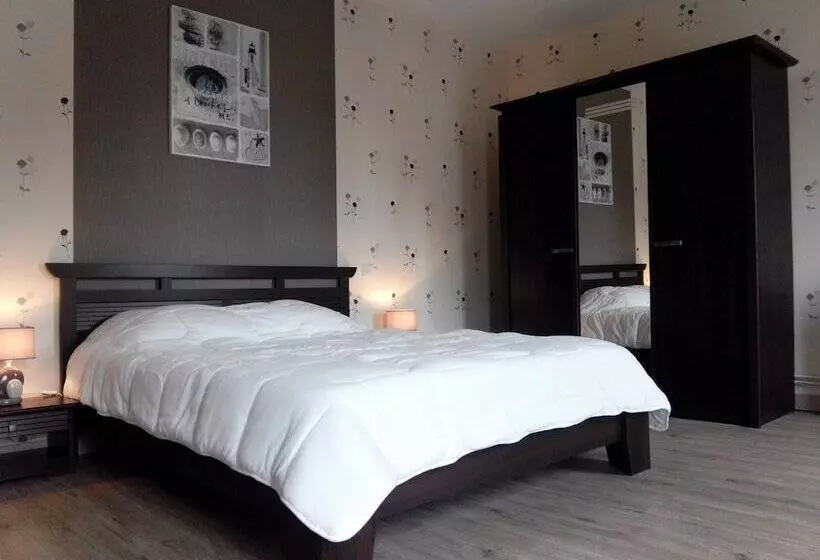 ベッドアンドブレックファースト Chambres D Hôtes    Le Clos De Gémozac