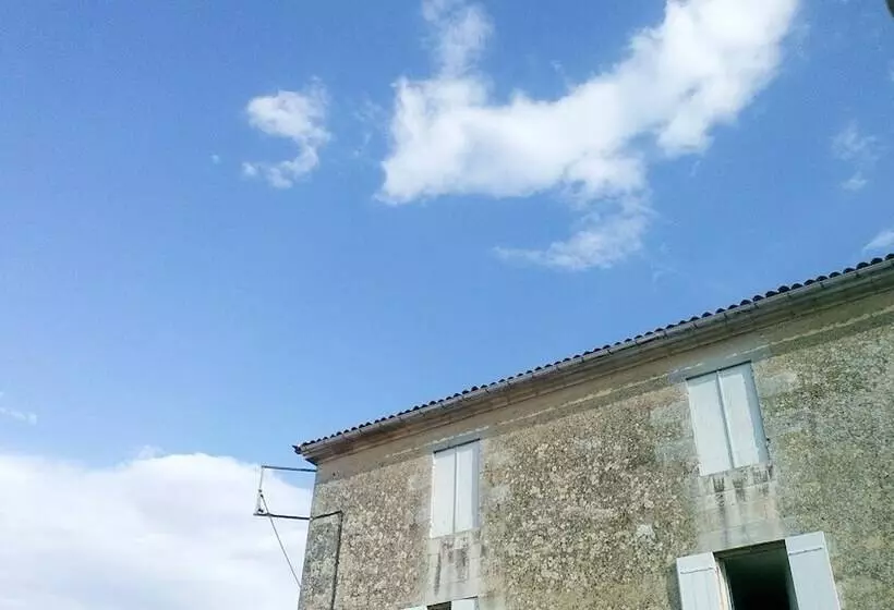 ベッドアンドブレックファースト Chambres D Hôtes    Le Clos De Gémozac