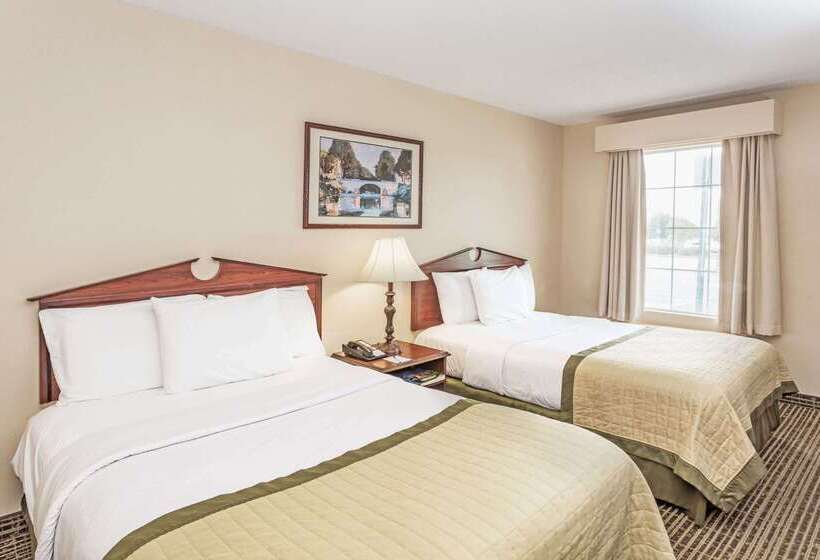 هتل Baymont By Wyndham Valdosta At Valdosta Mall