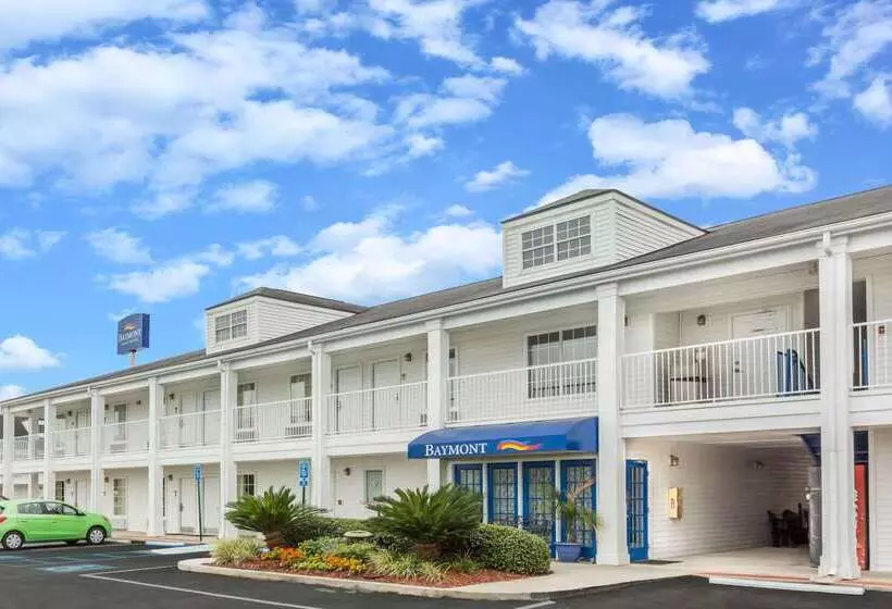 ホテル Baymont By Wyndham Valdosta At Valdosta Mall