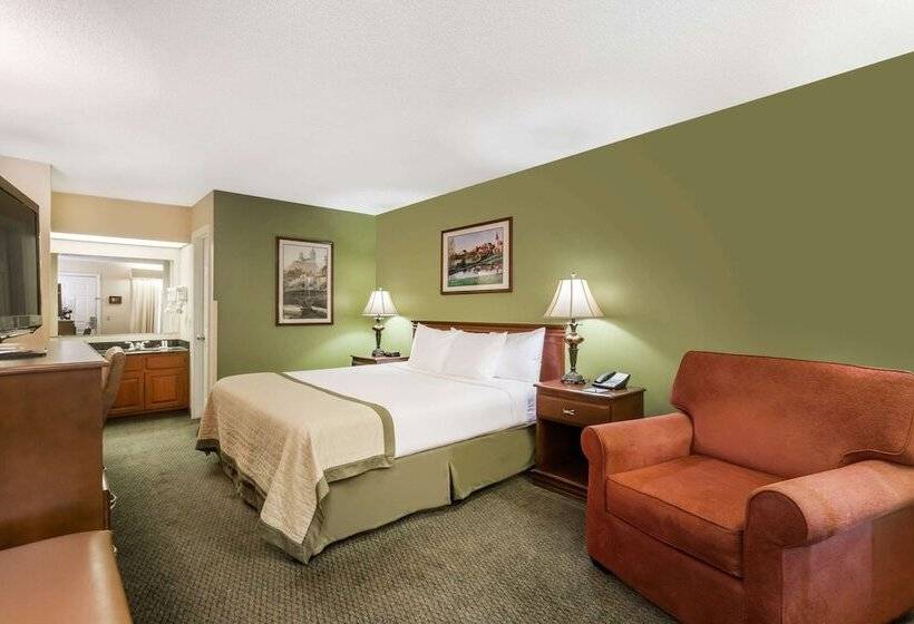 فندق Baymont By Wyndham Waycross