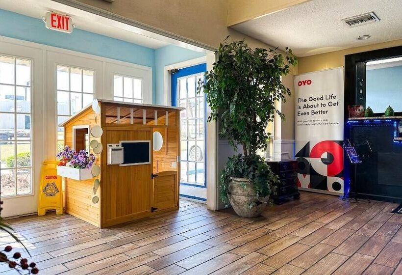 Отель Bonita Lakes Inn By OYO Meridian