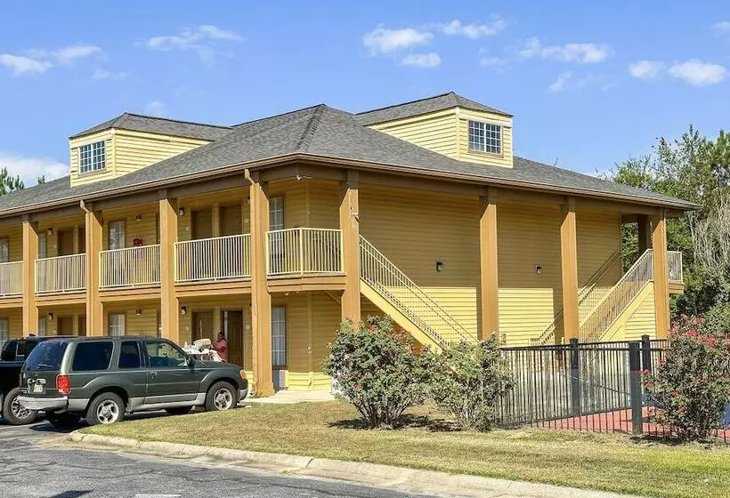 酒店 Bonita Lakes Inn By OYO Meridian