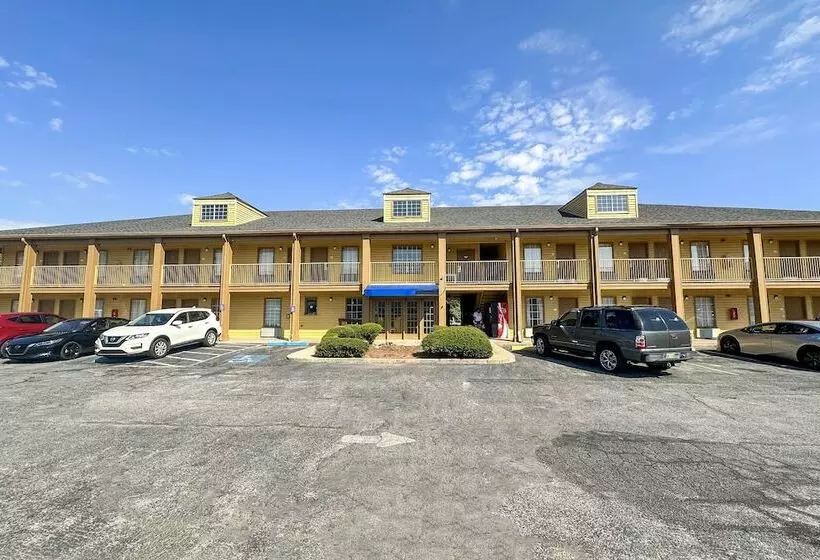 酒店 Bonita Lakes Inn By OYO Meridian