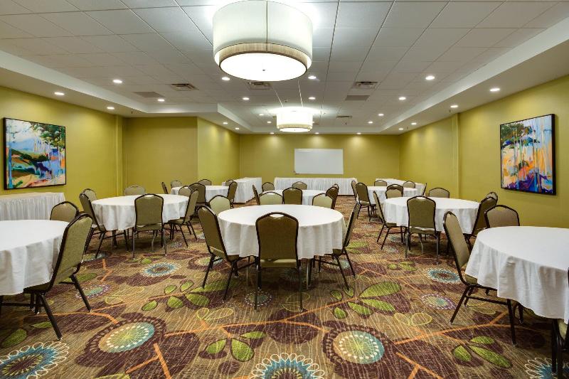 فندق Holiday Inn Express Wilkesboro By Ihg