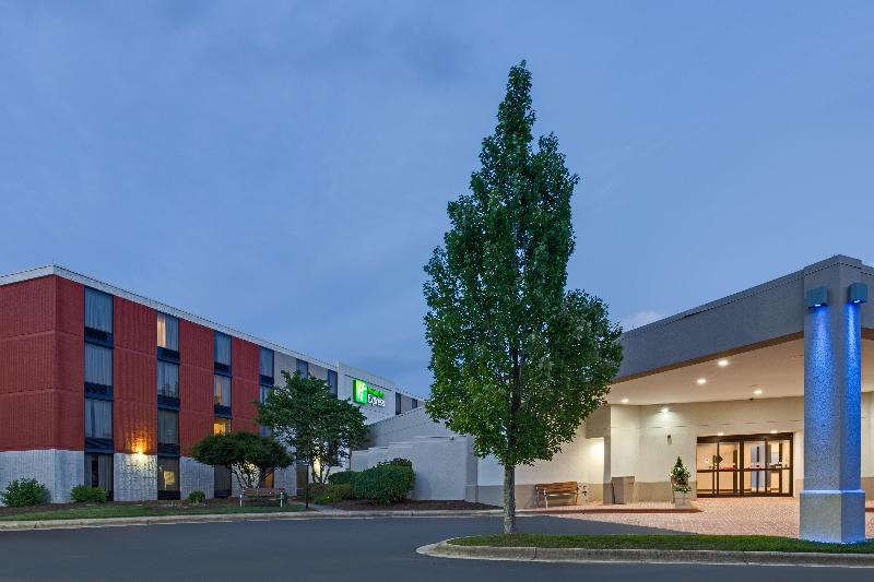 فندق Holiday Inn Express Wilkesboro By Ihg
