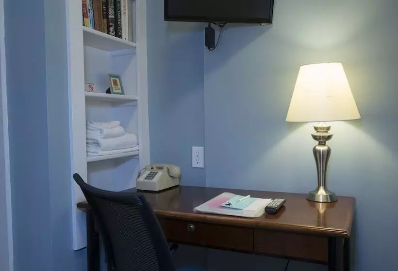 فندق Irving House At Harvard