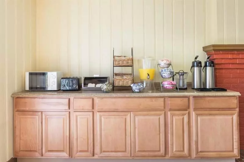 Отель Knights Inn  Glen Allen, Va