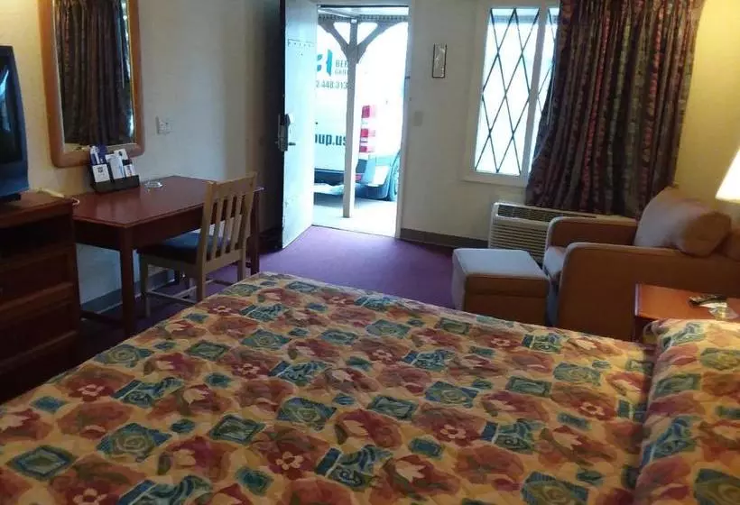 Hotel Knights Inn Toledo West