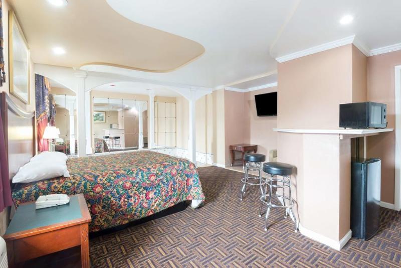 ホテル Knights Inn Trevose