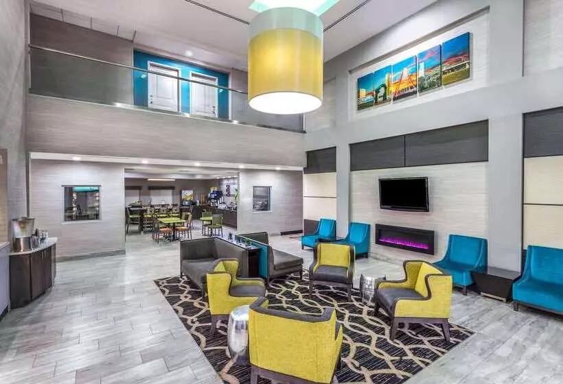 בית מלון כפרי La Quinta By Wyndham Columbus   Edinburgh