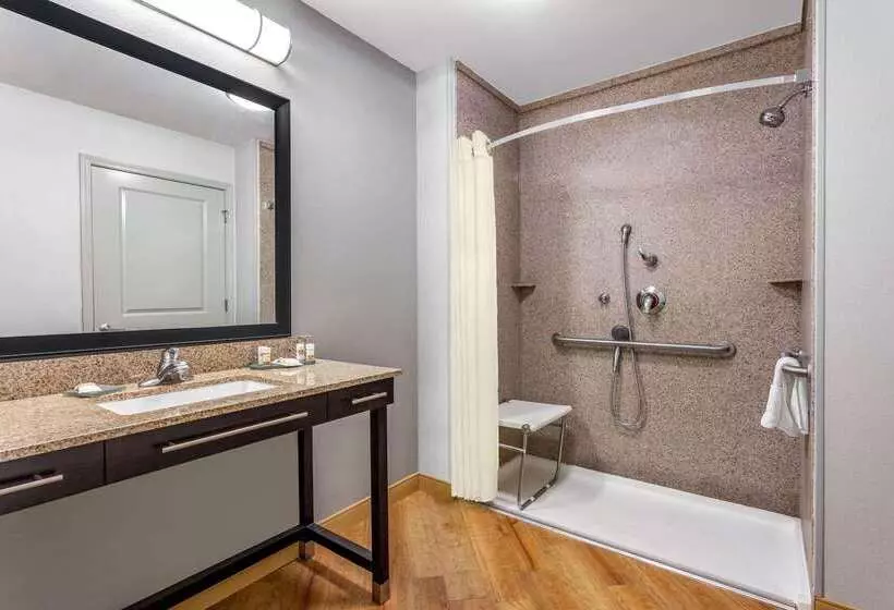 בית מלון כפרי La Quinta By Wyndham Columbus   Edinburgh