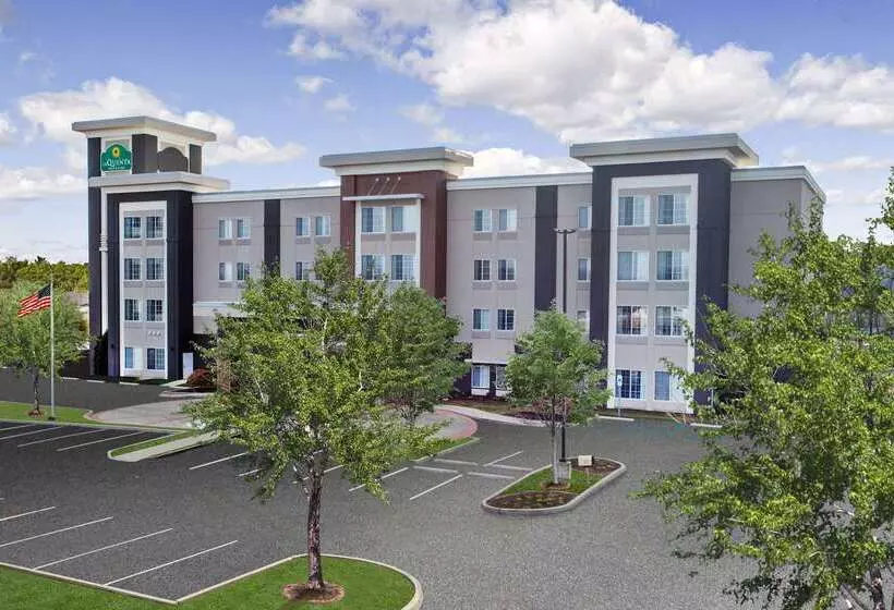 בית מלון כפרי La Quinta By Wyndham Columbus   Edinburgh