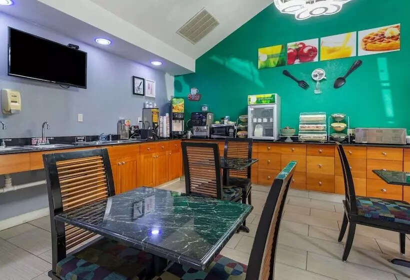 호텔 Quality Inn Covington