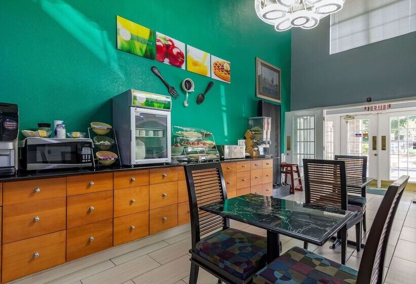 호텔 Quality Inn Covington