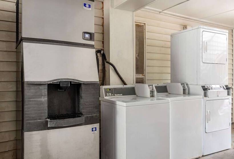 호텔 Quality Inn Covington