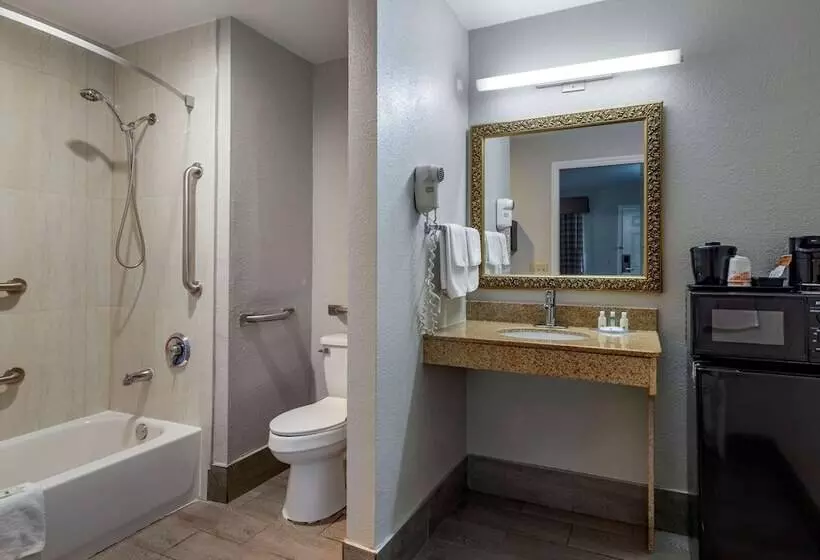 호텔 Quality Inn Covington