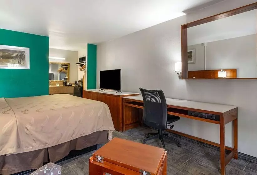 호텔 Quality Inn Covington