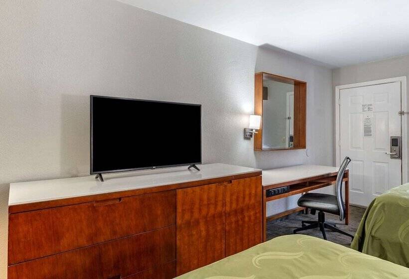 호텔 Quality Inn Covington