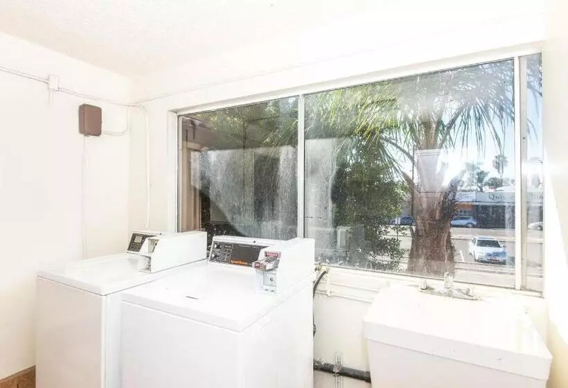 ホテル Sea Rock Inn Los Angeles