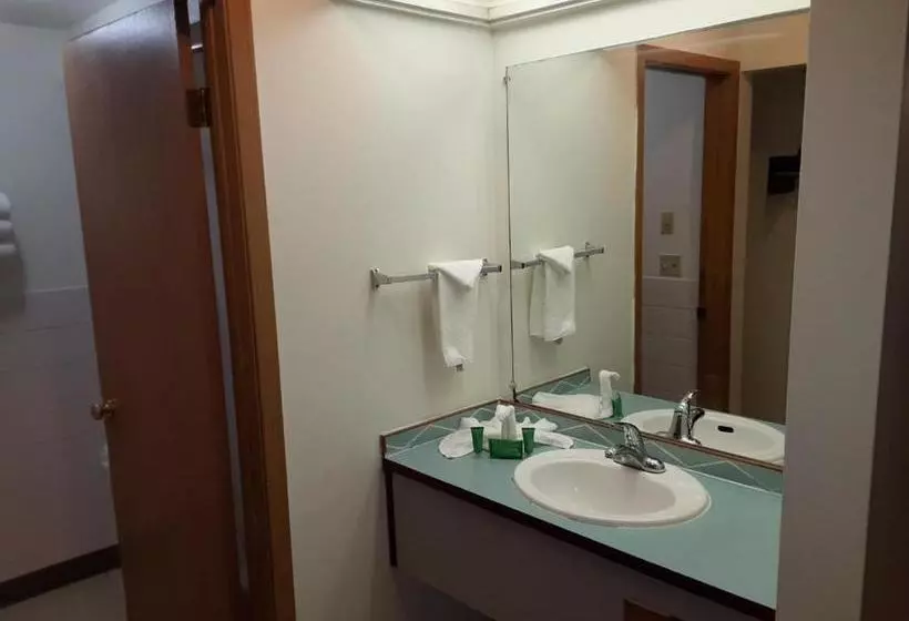 מוטל Economy Stay And Suites Tacoma