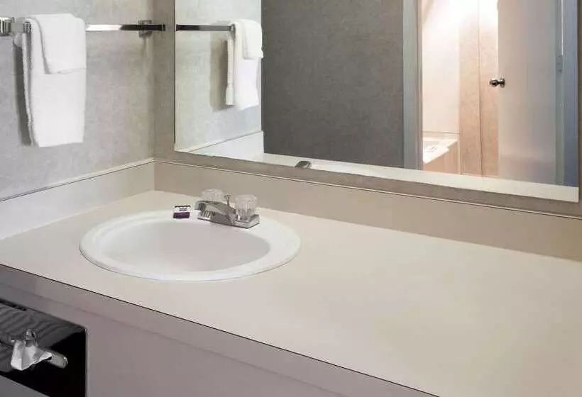 مُتل Knights Inn Pasco