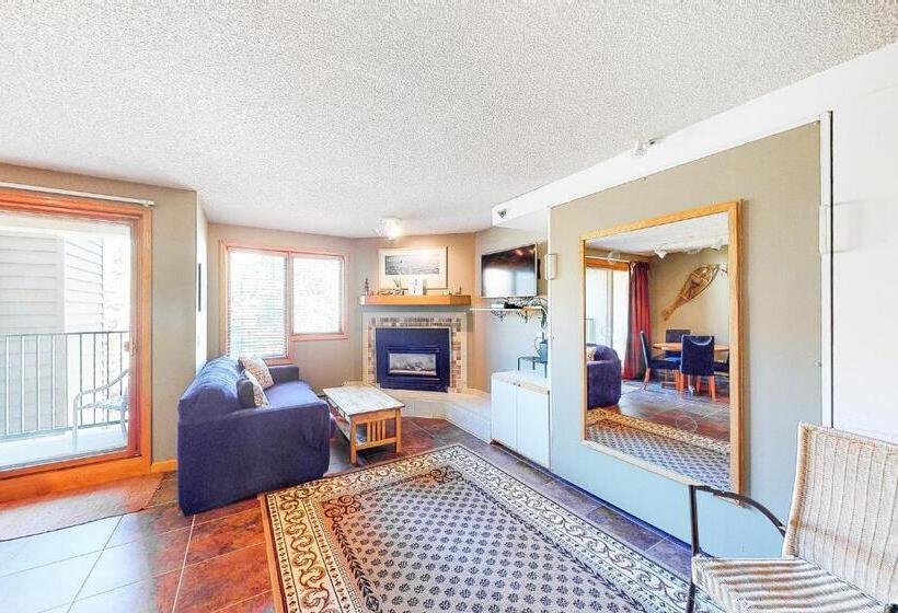 منتجع Iron Horse Hideaway